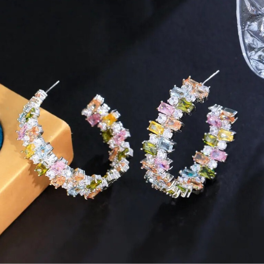 Colorful Zircon Hoop Earrings - Picture 4 of 6
